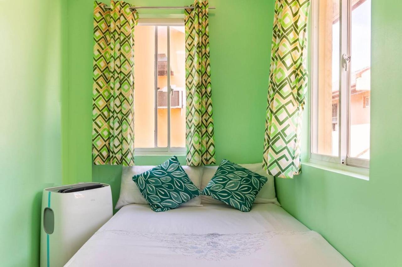 Brew Home Bacolod - 3 Bedroom House Екстер'єр фото
